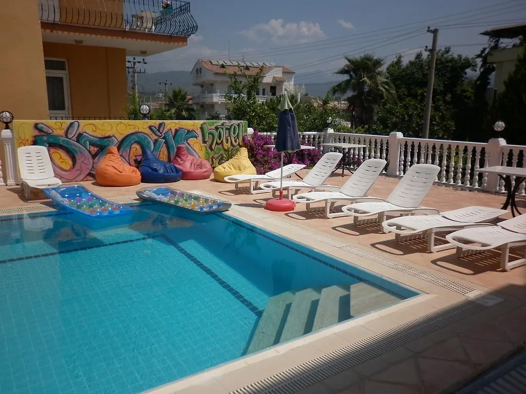 Oezguer Hotel Türkiye