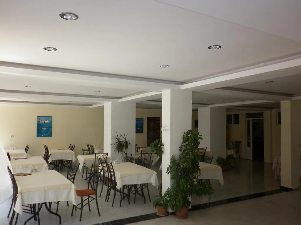 Oezguer Hotel